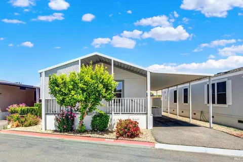 47 Lemon Tree Cir, Vacaville, CA 95687 photo 5