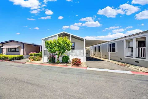 47 Lemon Tree Cir, Vacaville, CA 95687 photo 6