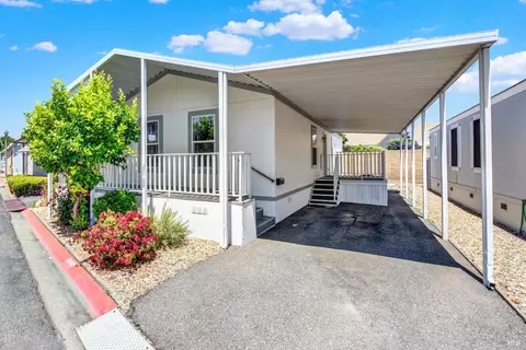47 Lemon Tree Cir, Vacaville, CA 95687