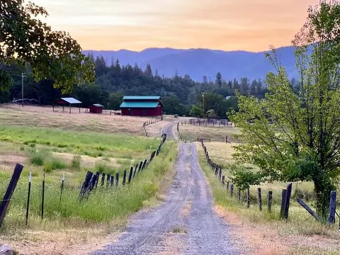125 Cedar Gulch Rd, Hayfork, CA 96041