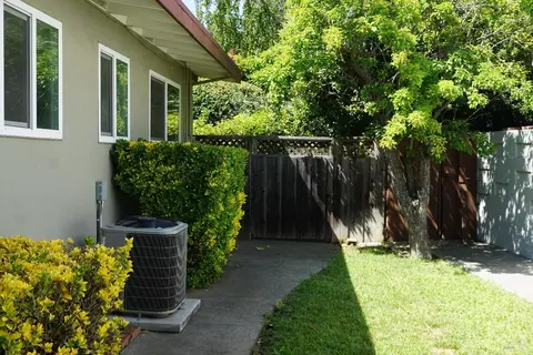 Exterior - 242 Bergwall Way, Vallejo, CA 94591 photo 10 of 11