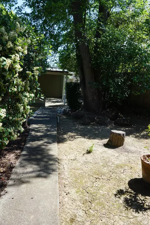 Exterior - 242 Bergwall Way, Vallejo, CA 94591 photo 7 of 11