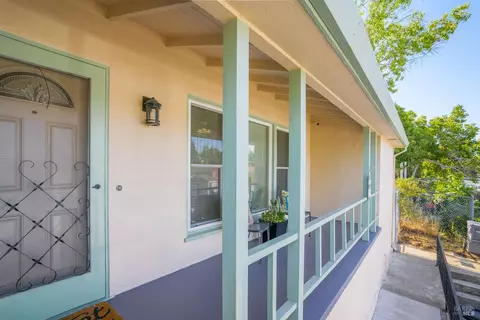 Exterior - 7 Fairview Ave, Vallejo, CA 94590 photo 4 of 11