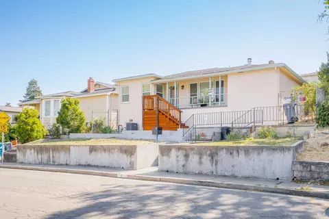 Exterior - 7 Fairview Ave, Vallejo, CA 94590 photo 2 of 11