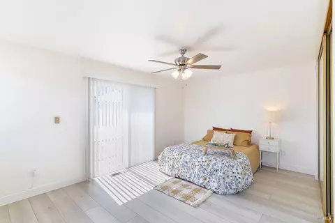Bedroom - 7 Fairview Ave, Vallejo, CA 94590 photo 5 of 6