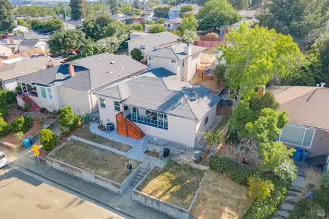 View/Area - 7 Fairview Ave, Vallejo, CA 94590 photo 7 of 12