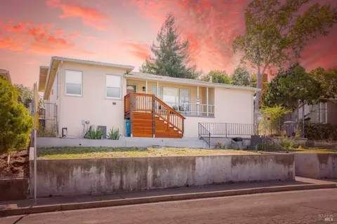 7 Fairview Ave, Vallejo, CA 94590