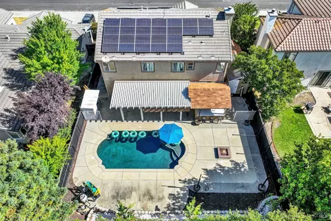 View/Area - 1345 Bello Dr, Dixon, CA 95620 photo 9 of 10