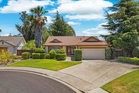 107 White Sands Dr, Vacaville, CA 95687