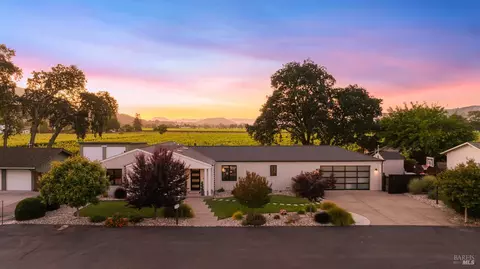 1294 Carrell Ln, Napa, CA 94558