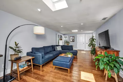 3088 Main St, Napa, CA 94558 photo 4