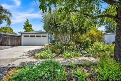 3088 Main St, Napa, CA 94558