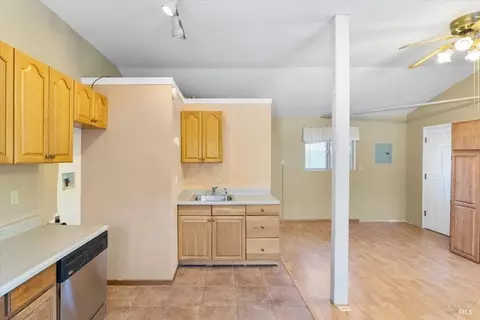 20320 Hollands Ln, Willits, CA 95490 photo 29