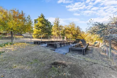 20320 Hollands Ln, Willits, CA 95490 photo 33