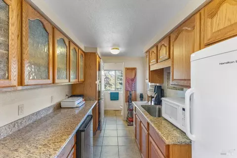 20320 Hollands Ln, Willits, CA 95490 photo 24