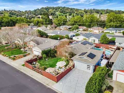 480 Via Del Plano, Novato, CA 94949