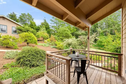 Exterior - 17010 Burl Ln, Occidental, CA 95465 photo 6 of 33