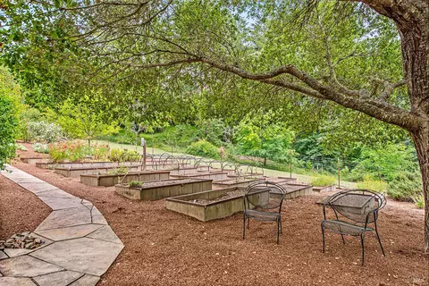 Exterior - 17010 Burl Ln, Occidental, CA 95465 photo 14 of 33