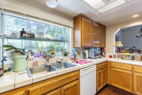 Kitchen - 12 Bay Tree Ct, Cotati, CA 94931 photo 1 of 1