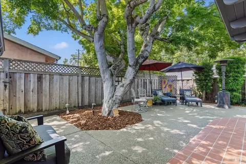 Exterior - 125 Combs Ln, Vallejo, CA 94590 photo 6 of 12