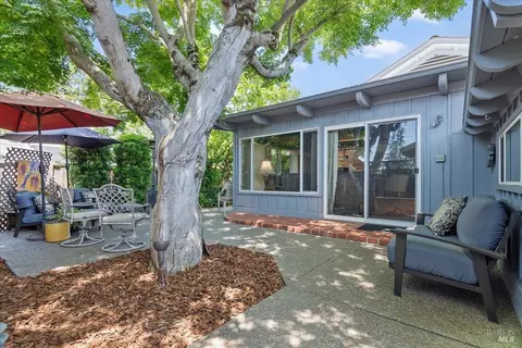 Exterior - 125 Combs Ln, Vallejo, CA 94590 photo 4 of 12
