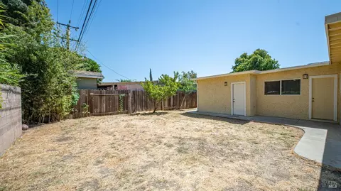 Exterior - 1754 Utah St, Fairfield, CA 94533 photo 6 of 8
