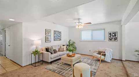 Living - 1754 Utah St, Fairfield, CA 94533 photo 2 of 5