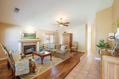 100 Poe Ct, Napa, CA 94558 photo 4