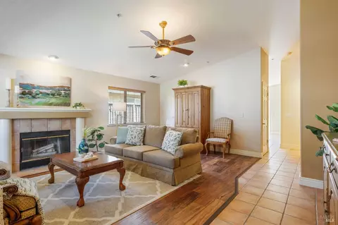 100 Poe Ct, Napa, CA 94558 photo 9