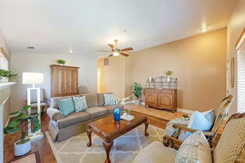 100 Poe Ct, Napa, CA 94558 photo 7