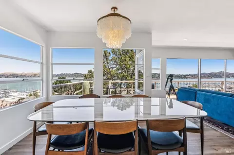 Dining - 231 Cazneau Ave, Sausalito, CA 94965 photo 1 of 3