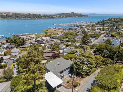 View/Area - 231 Cazneau Ave, Sausalito, CA 94965 photo 5 of 7
