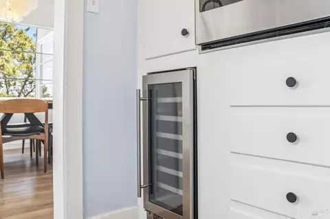Kitchen - 231 Cazneau Ave, Sausalito, CA 94965 photo 4 of 5