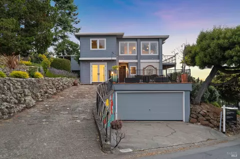 Exterior - 231 Cazneau Ave, Sausalito, CA 94965 photo 4 of 7