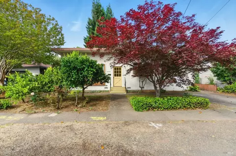 17577 Johnson Ave, Sonoma, CA 95476 photo 3
