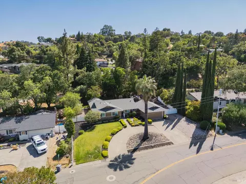 View/Area - 107 Foothill Dr, Vacaville, CA 95688 photo 3 of 4
