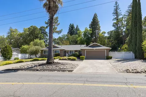 Exterior - 107 Foothill Dr, Vacaville, CA 95688 photo 2 of 12