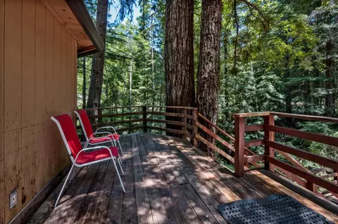 Exterior - 25273 Bluejay Ln, Willits, CA 95490 photo 7 of 8