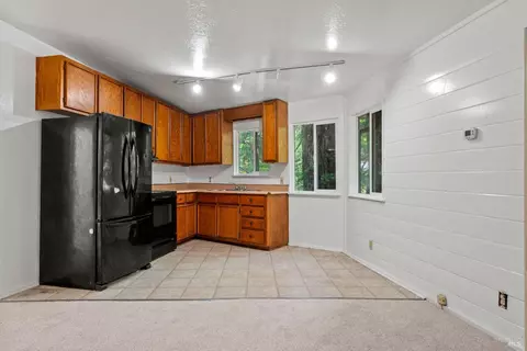 Kitchen - 25273 Bluejay Ln, Willits, CA 95490 photo 1 of 2