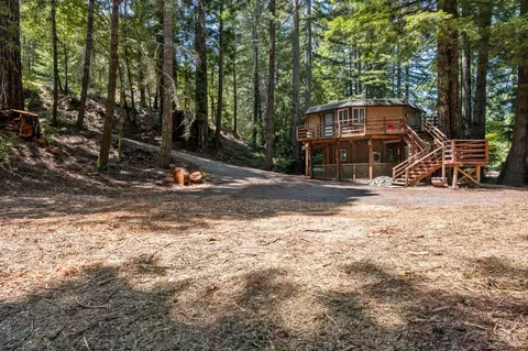 Exterior - 25273 Bluejay Ln, Willits, CA 95490 photo 2 of 8