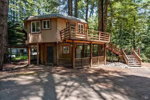 Exterior - 25273 Bluejay Ln, Willits, CA 95490 photo 4 of 8