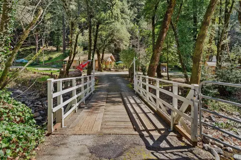 3150 Calistoga Rd, Santa Rosa, CA 95404