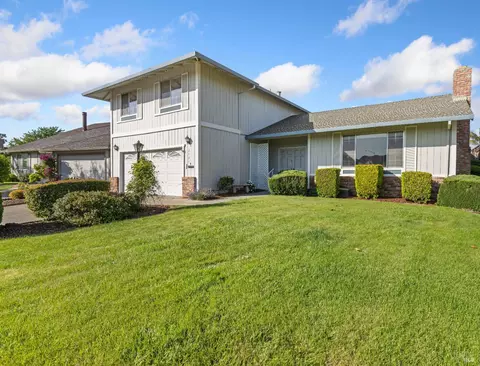 Exterior - 1721 Sarkesian Dr, Petaluma, CA 94954 photo 3 of 11