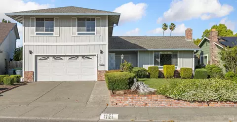 1721 Sarkesian Dr, Petaluma, CA 94954