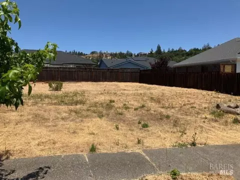3535 Brookdale Dr, Santa Rosa, CA 95404