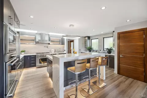 Kitchen - 101 Lincoln Dr, Sausalito, CA 94965 photo 4 of 13