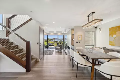 Dining - 101 Lincoln Dr, Sausalito, CA 94965 photo 2 of 7