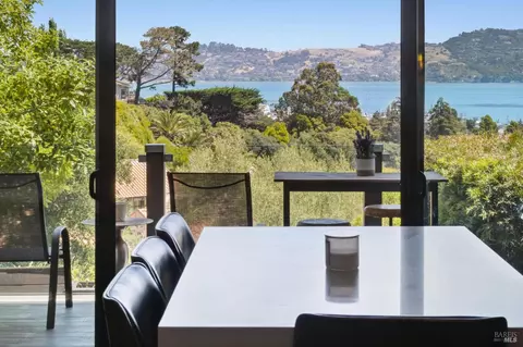 Dining - 101 Lincoln Dr, Sausalito, CA 94965 photo 7 of 7