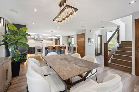 Dining - 101 Lincoln Dr, Sausalito, CA 94965 photo 4 of 7