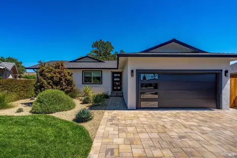 19324 Osenda Ct, Sonoma, CA 95476